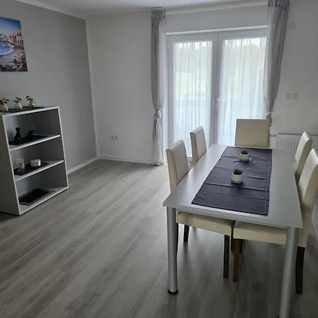 - Monteurwohnung Meine